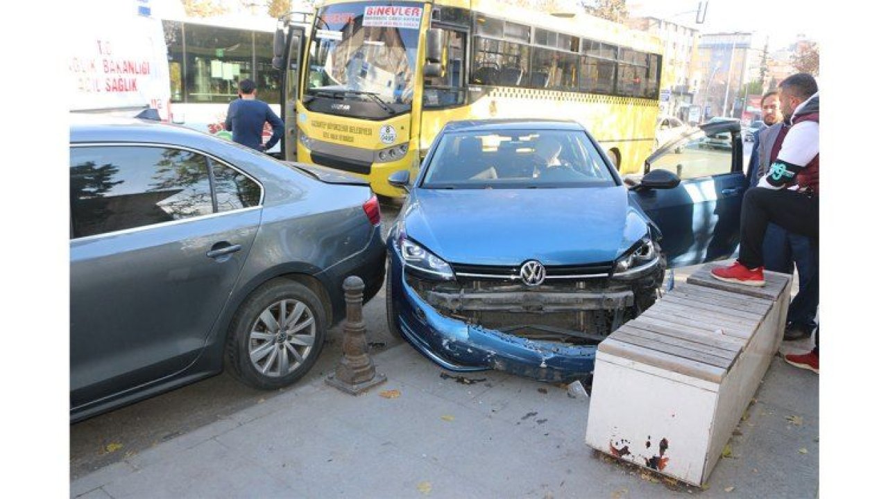 Gaziantep Şahinbey İlçesinde zincirleme kaza! Lüks araç kaldırıma çıktı…