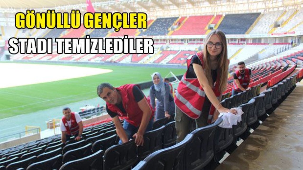 Gençler stadı pırıl pırıl yaptılar