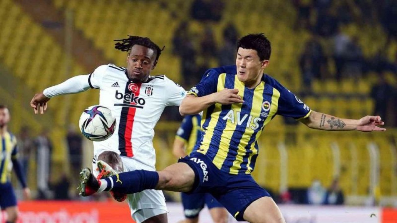 Foto Haber:Spor Toto Süper Lig: Fenerbahçe: 2 - Beşiktaş: 1 (İlk Yarı Sonucu)