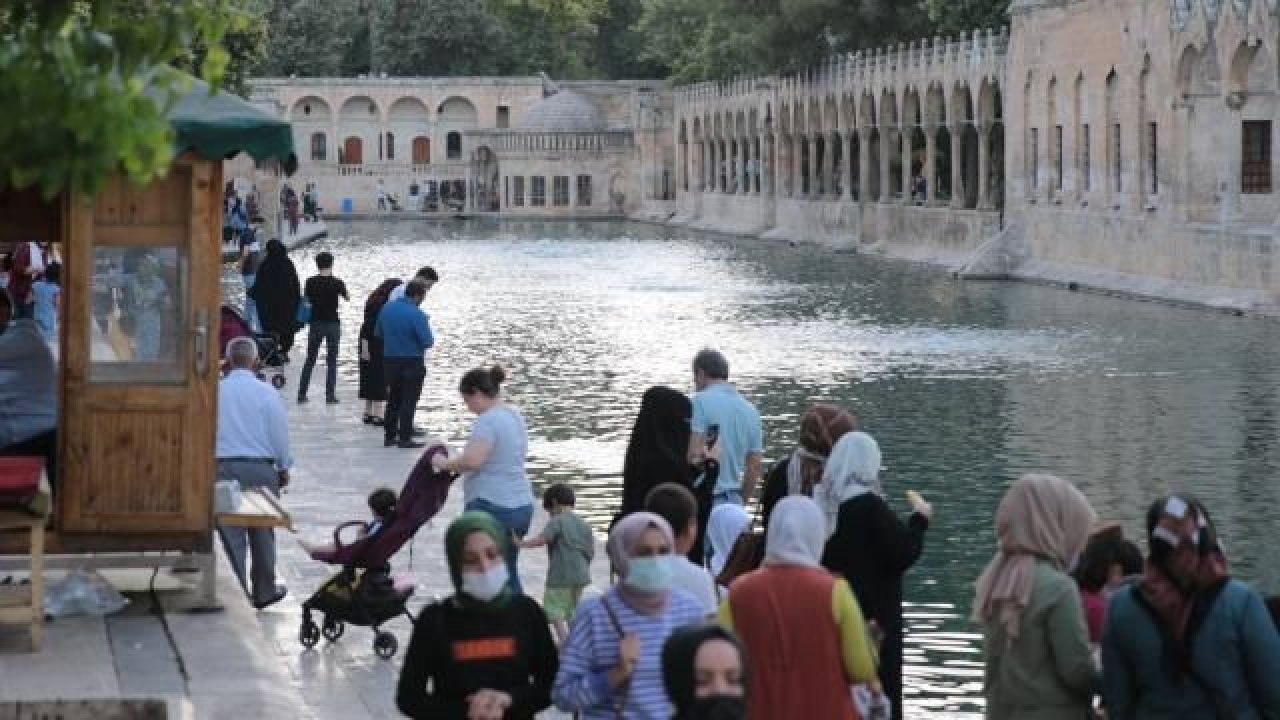 Son Dakika: Şanlıurfa Resmen Aşı Olmuyor! Gaziantep'te Yaşayan Şanlıurfa'lılar Dikkat! Virüs Bulaştırabilirsiniz...İŞTE DETAYLAR!