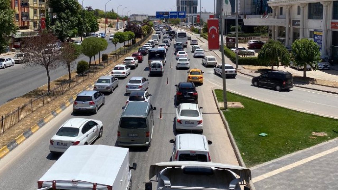 Gaziantep’te akaryakıt zamları trafiği rahatlattı