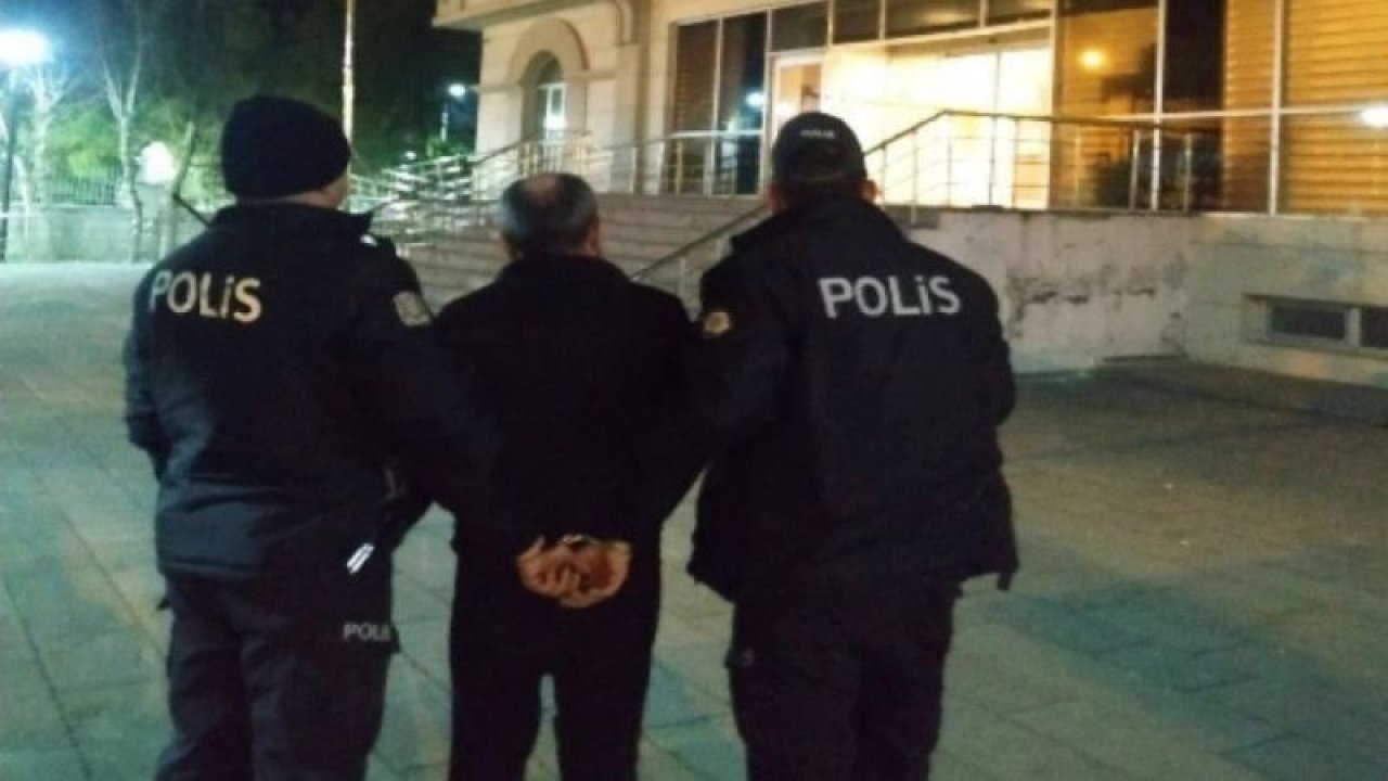 Gaziantep’te polisten uyuşturucu tacirine suçüstü! Torbacının evinden ve üzerinden 1.5 kilo esrar çıktı