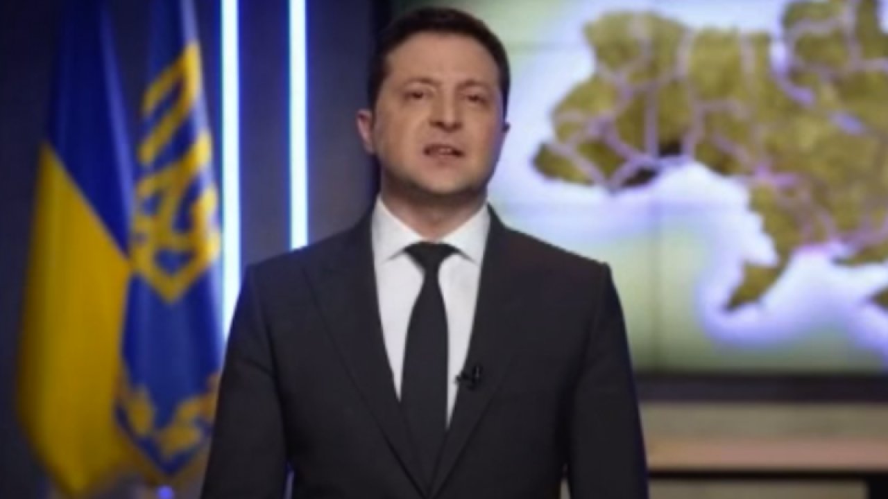 Ukrayna Devlet Başkanı Vladimir Zelenskiy halka seslendi: "Genel seferberliğe ihtiyaç yok"