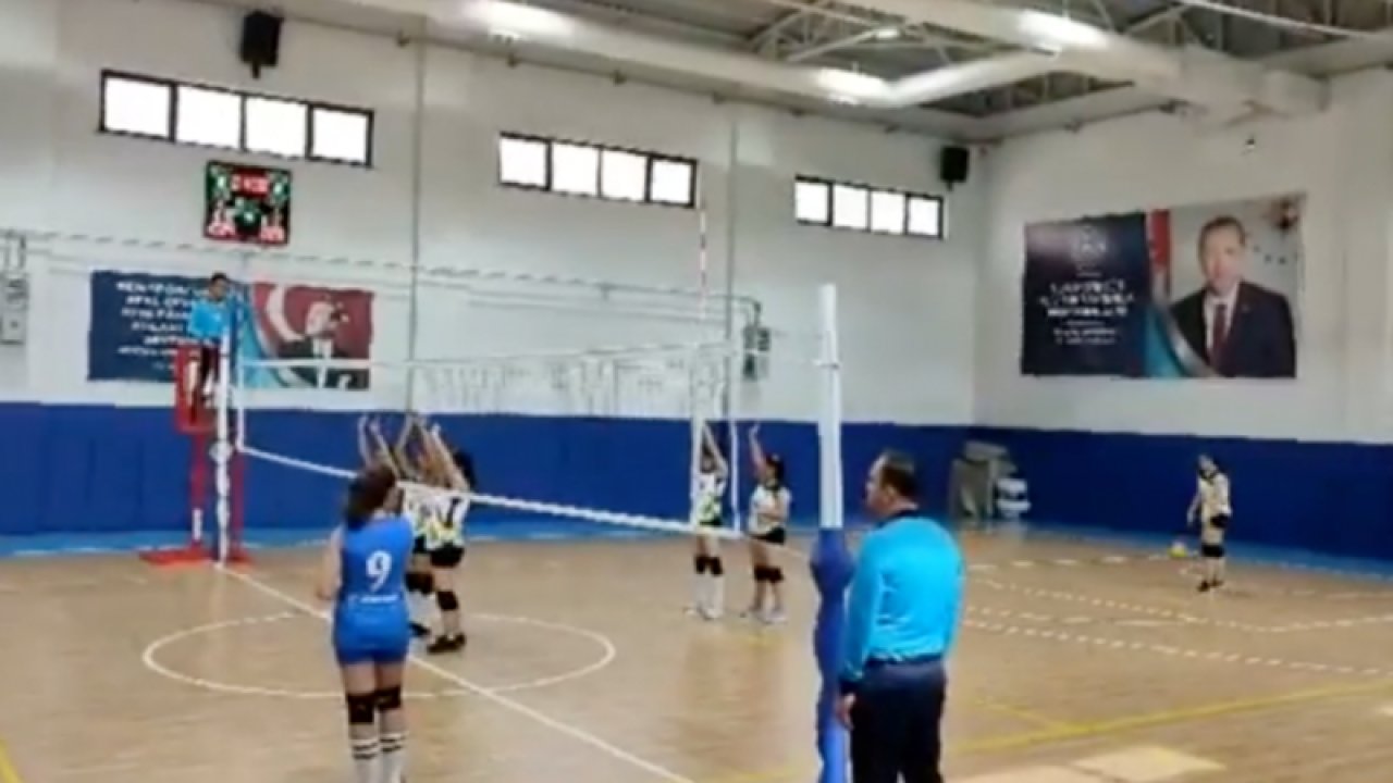 Video Haber: Küçük Kızlar Voleybol Müsabakaları Başladı... Merinosspor: 3 Gazantep B.B: 1