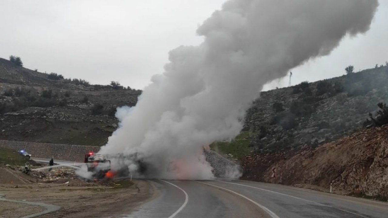 Kilis’te seyir halindeki tır alev topuna döndü