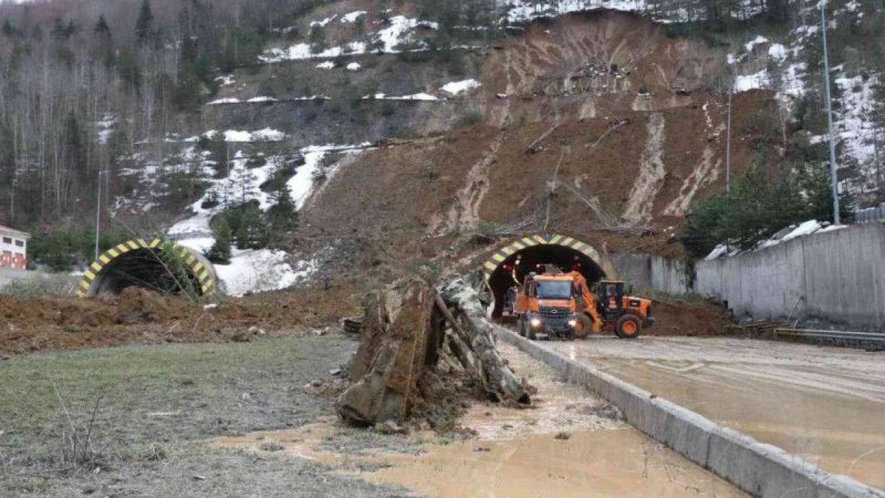 Trafiğe Kapatıldı! Heyelan sebebiyle kapanan Bolu Dağı Tüneli’nde çalışmalar sürüyor...Video Haber...