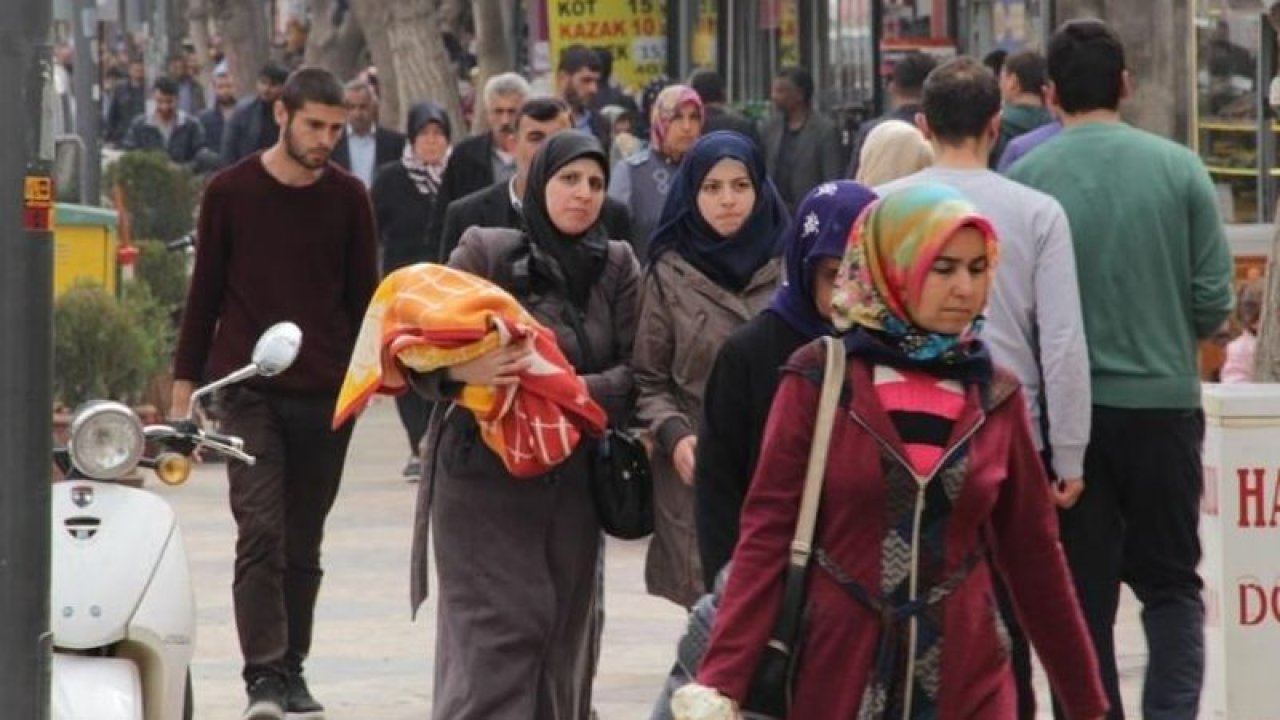 Gaziantep'te Kaç Suriyeli YAŞIYOR! Türkiye'deki Suriyeli Haritasını Paylaştı...Gaziantep İlk 5'te