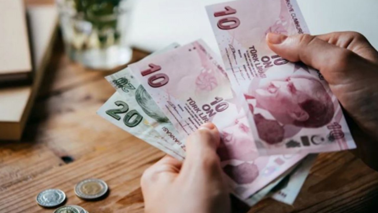 DUYDUNUZ MU? 5 TL madeni para ve 500 TL banknotlar geliyor. En büyük kağıt para 500 TL olacak. Ziraat Bankası eski Genel Müdürü Şenol Babuşçu açıkladı: Hazırlıklar başladı