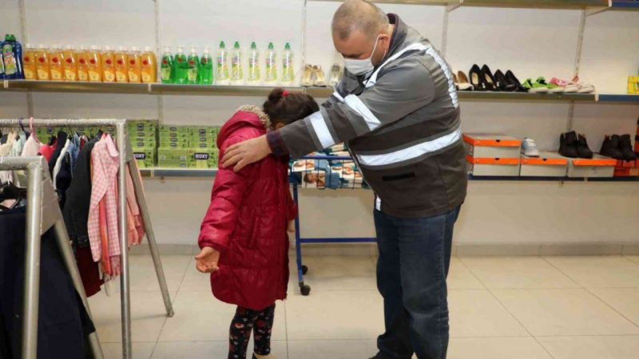 Dar gelirli ailelerin yüzü bayramlık kıyafetle güldü