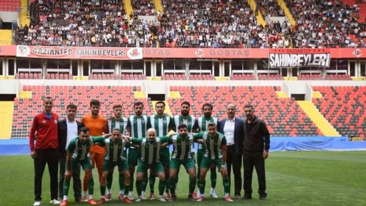 Araban Belediyespor, BAL Ligi’ne yükseldi!Arife günü gelen zafer, çifte bayram sevinci yaşattı