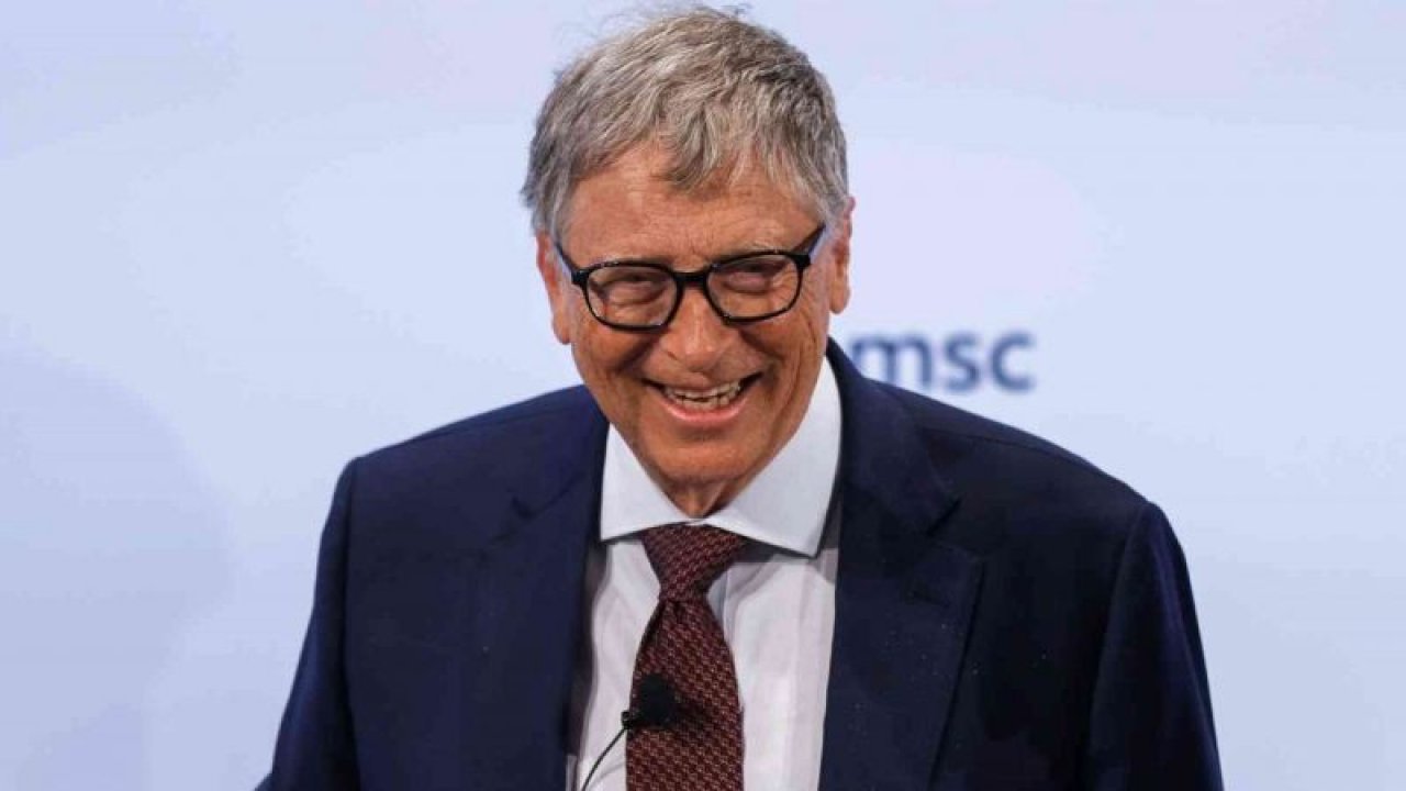 Bill Gates korona virüse yakalandı