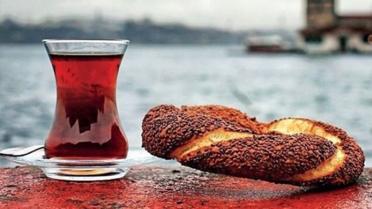 Bir bardak çay ve simit 15 TL’ye koşuyor