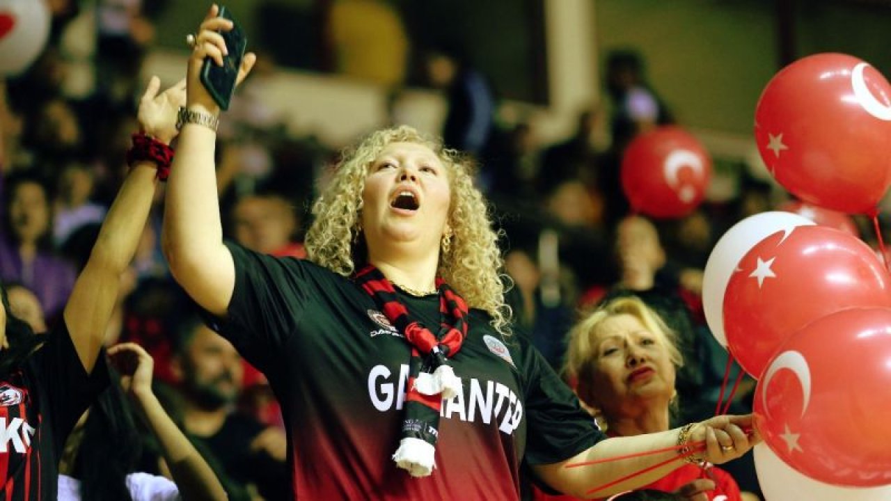 Basketbolda Gaziantep büyük coşku yaşadı