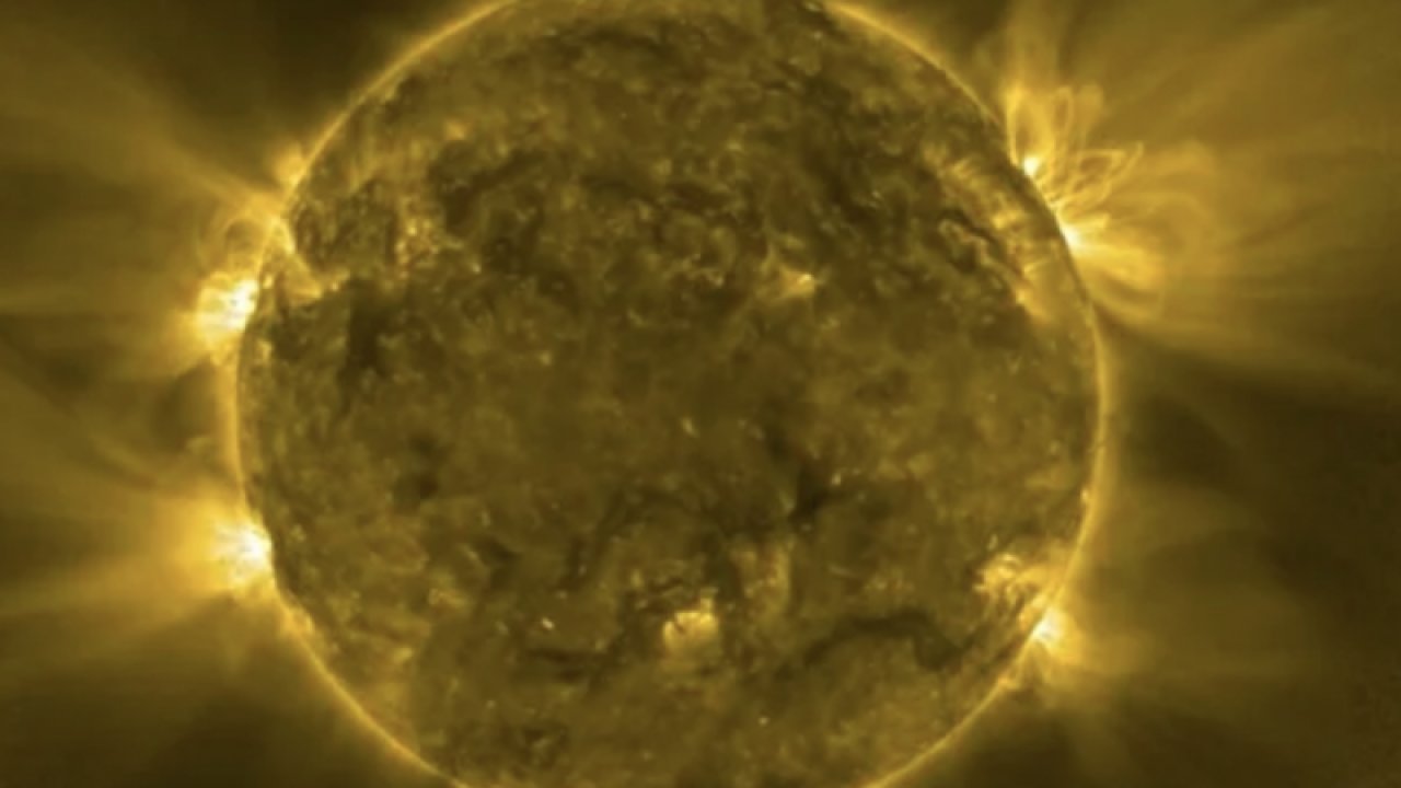 Solar Orbiter, Güneş’in hiç görülmemiş fotoğraflarını çekmeyi başardı