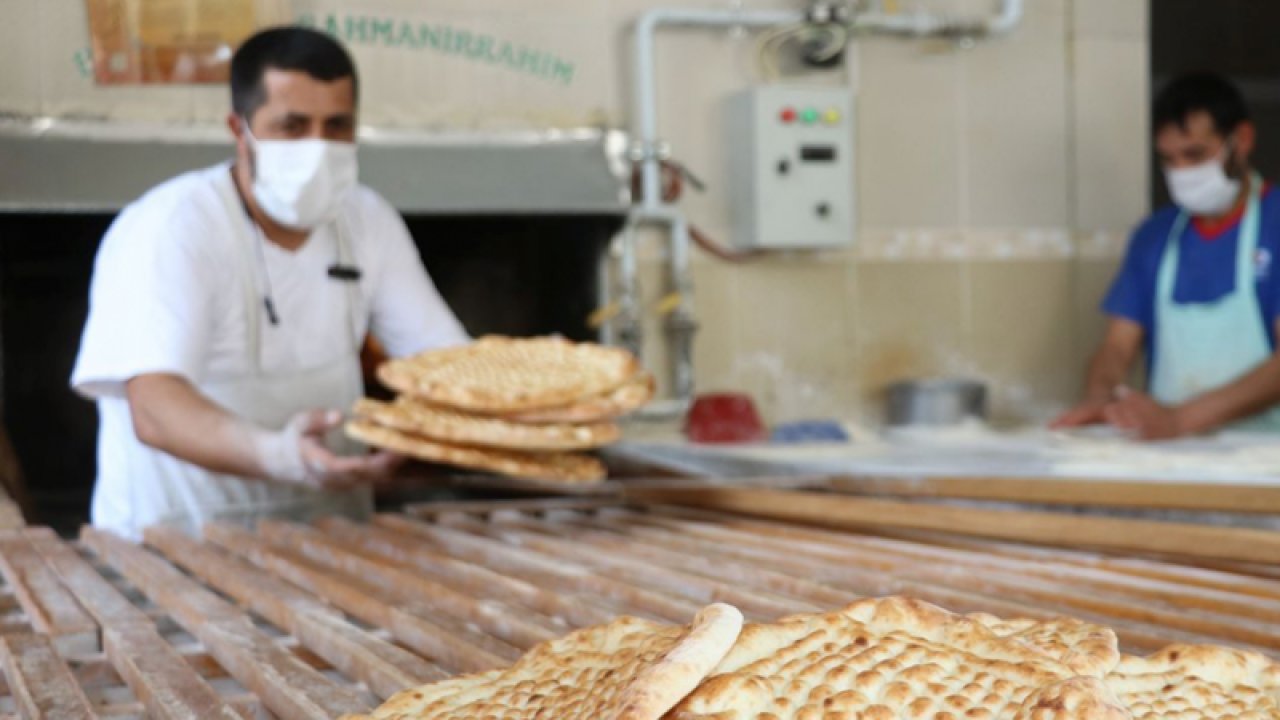 Gaziantep'te Ekmeğe Zam Yolda... Zam furyasına un da eklenirken Gaziantep'te Fırıncılar Una Gelen Zamlara Dayanamıyor! Gaziantep'te Bazı Fırınlar Kepenk Kapatma Noktasına Geldi!