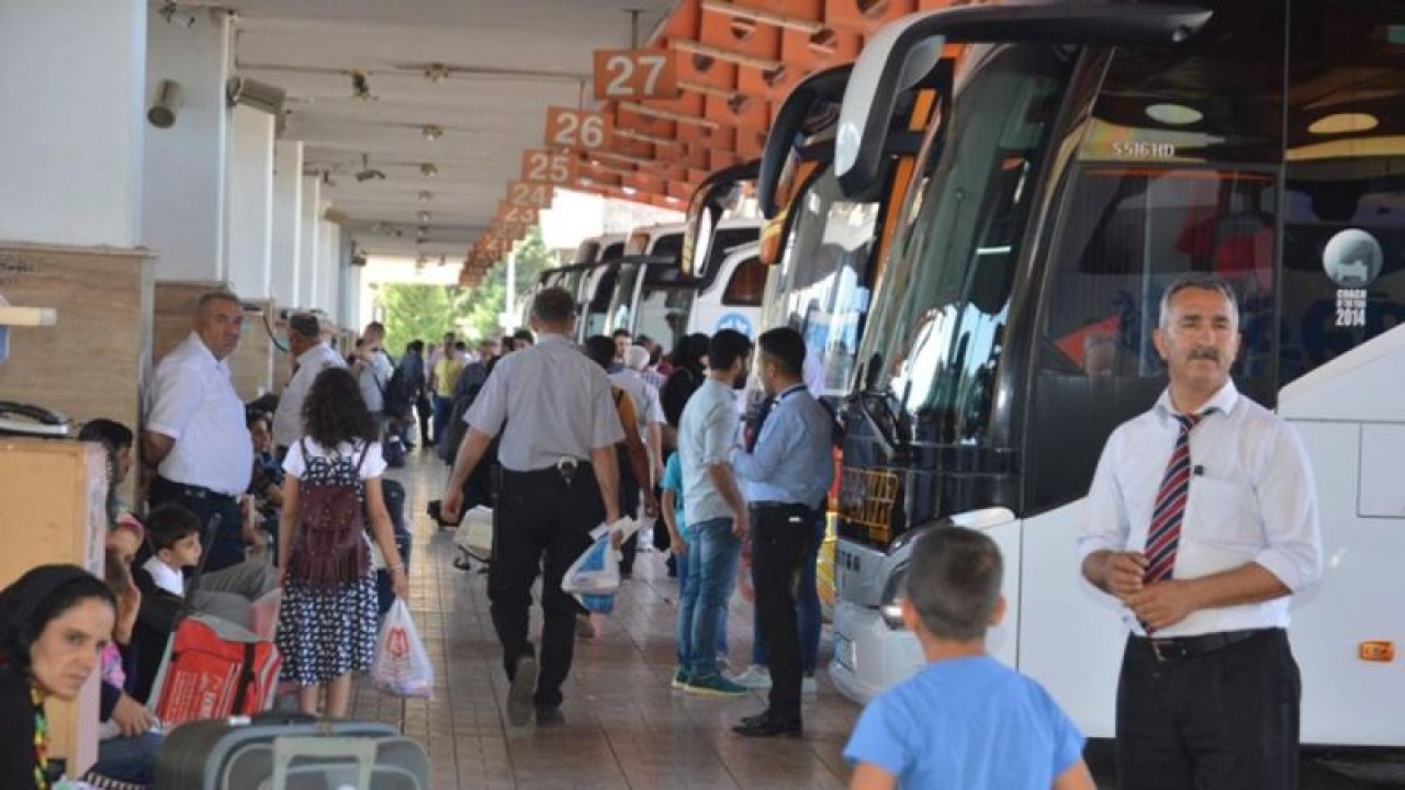 Gaziantep'te Öğrenciler Evlerine Dönemiyor! Gaziantep Otogarı ve Havalimanı Böyle 'ZAM' Görmedi! EN KISA MESAFE 180 TL! Gaziantep'te Öğrenciler İsyan Etti!  Okular ver Üniversiteler Yaz Tatiline Giriyor!