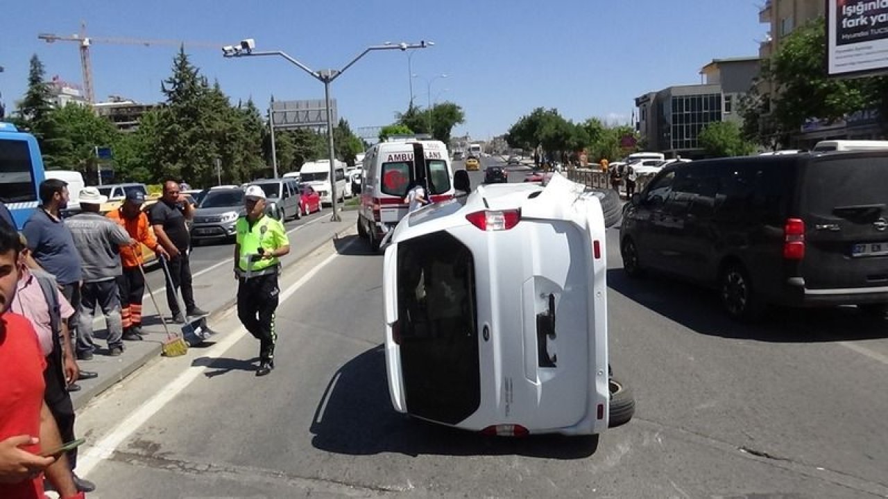 Gaziantep'te aracın devrini aldıktan dakikalar sonra kaza yaptı