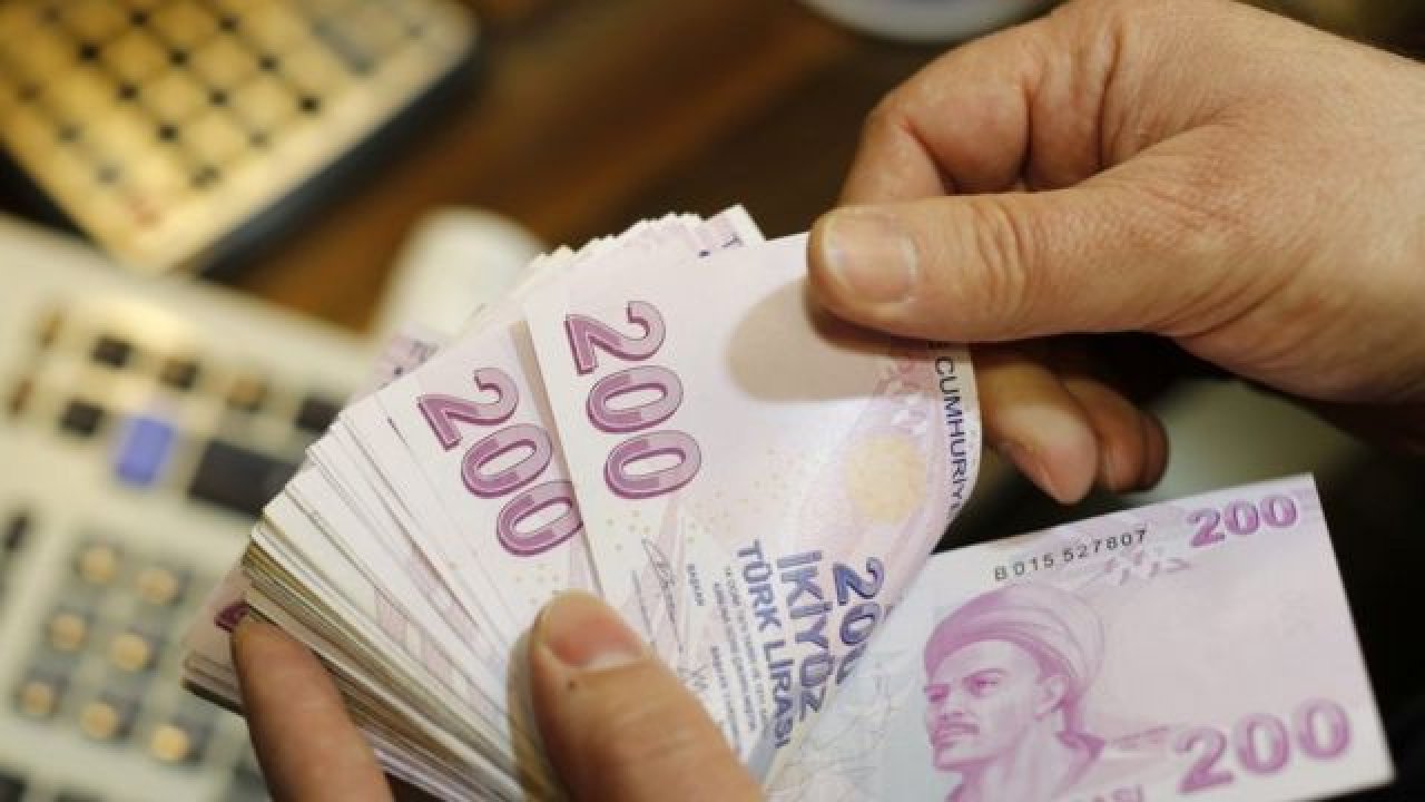 Emeklilerin Nakit İhtiyacı Çözüme Kavuşuyor! Başvuran Anında 5.000 TL Kredi Desteğinden Yararlanıyor