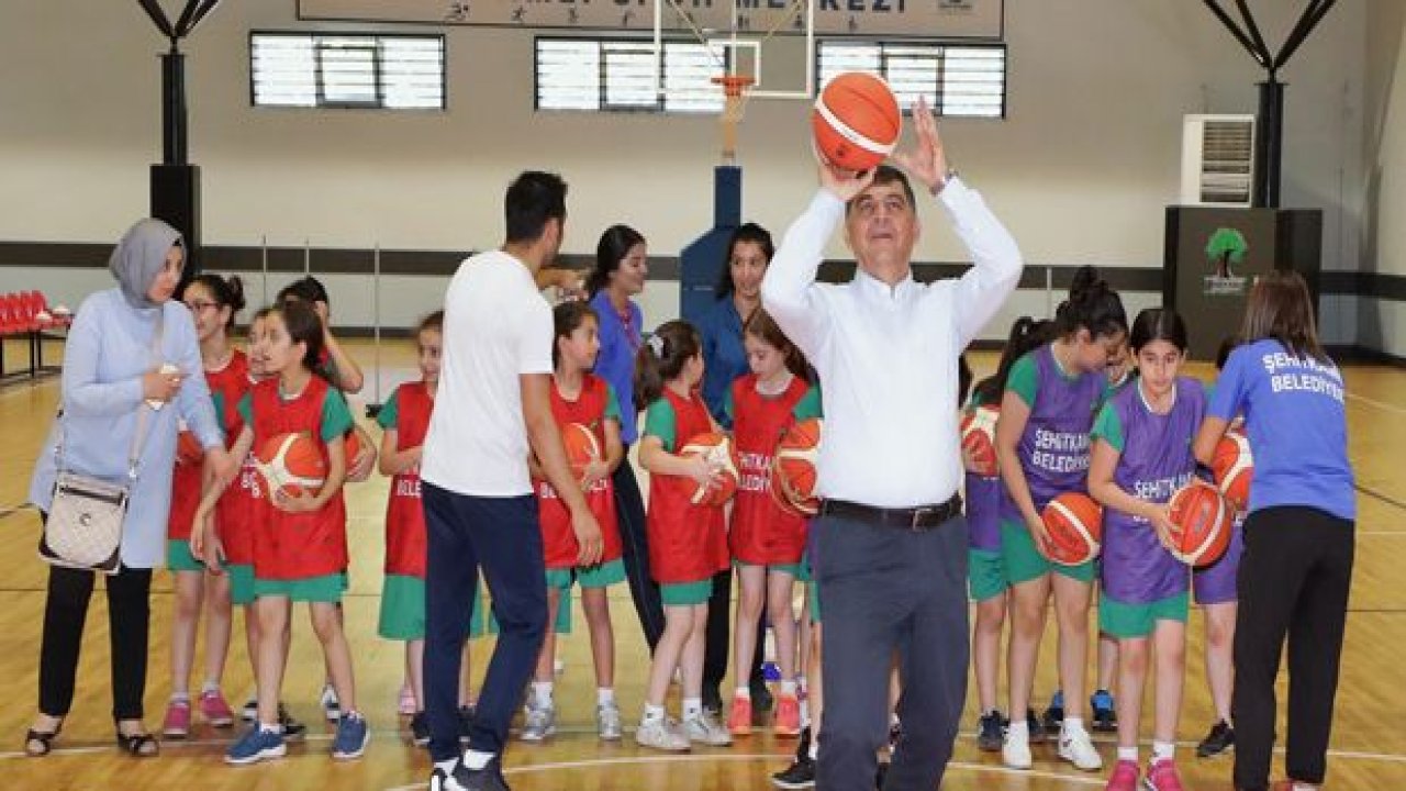 BASKETBOL BAŞARIYI ARTTIRIYOR