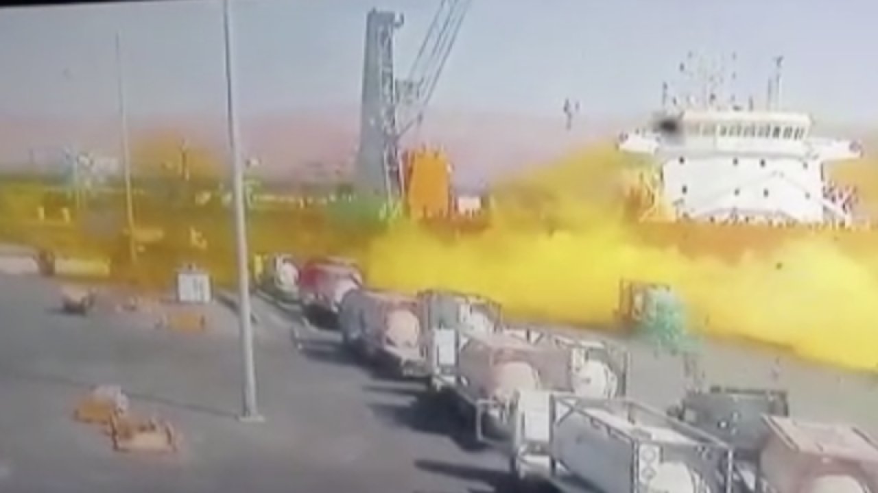 Zehirli gaz dolu tank patladı: 4 ölü, 70 yaralı