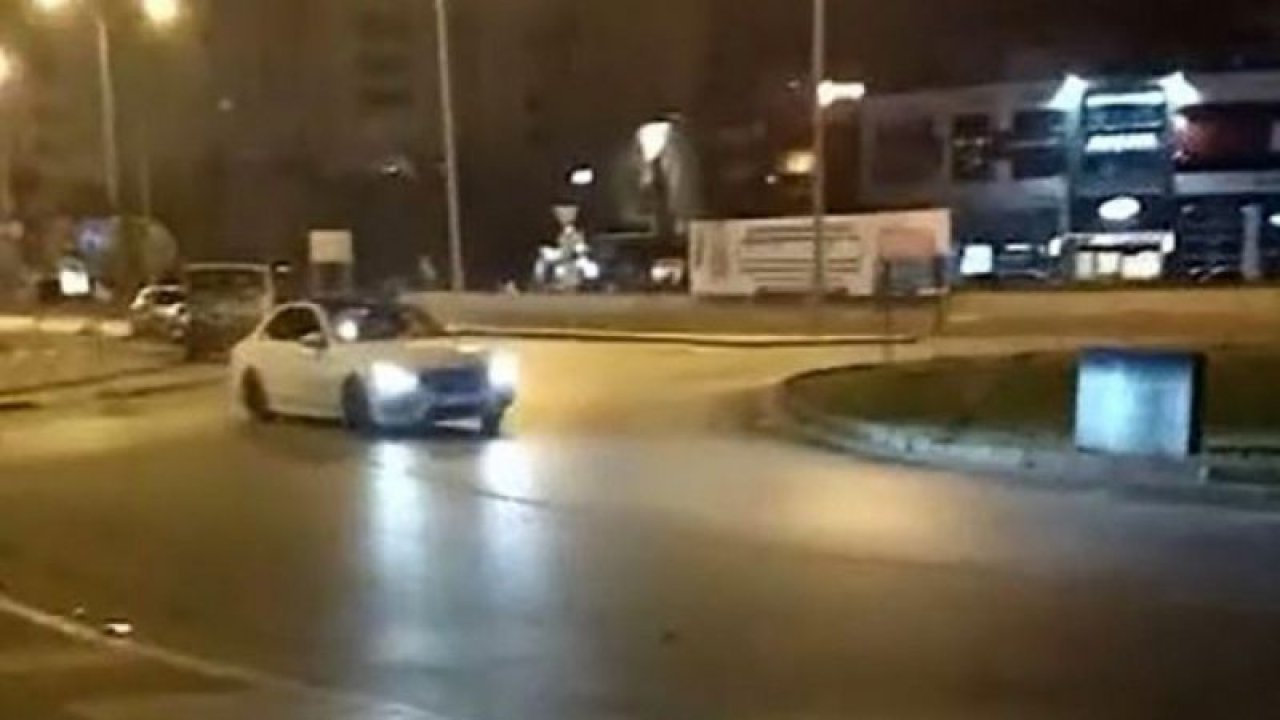 Gaziantep Valisi Davut Gül Kesinlikle Cezalandırılacak Demişti!  Gaziantep’te Gece Saatlerinde çevreye rahatsızlık vererek drift atan şahsa 9 bin TL ceza...Gaziantep'te Trafikte Ahlaksızlığa İzin Yok! TIKLA İZLE