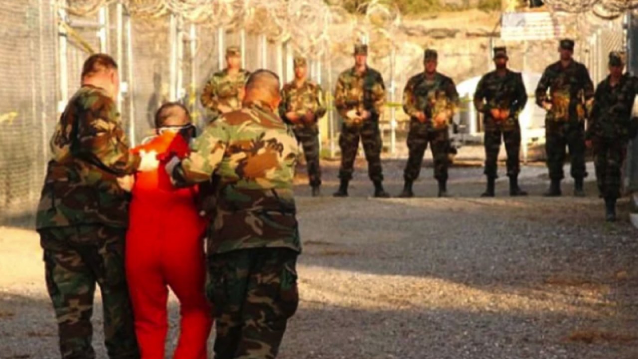 Yeryüzündeki Cehennem: Guantanamo! Dünyanın en kötü hapishanesi Guantanamo'nun ilk kez yayınlanan fotoğrafları