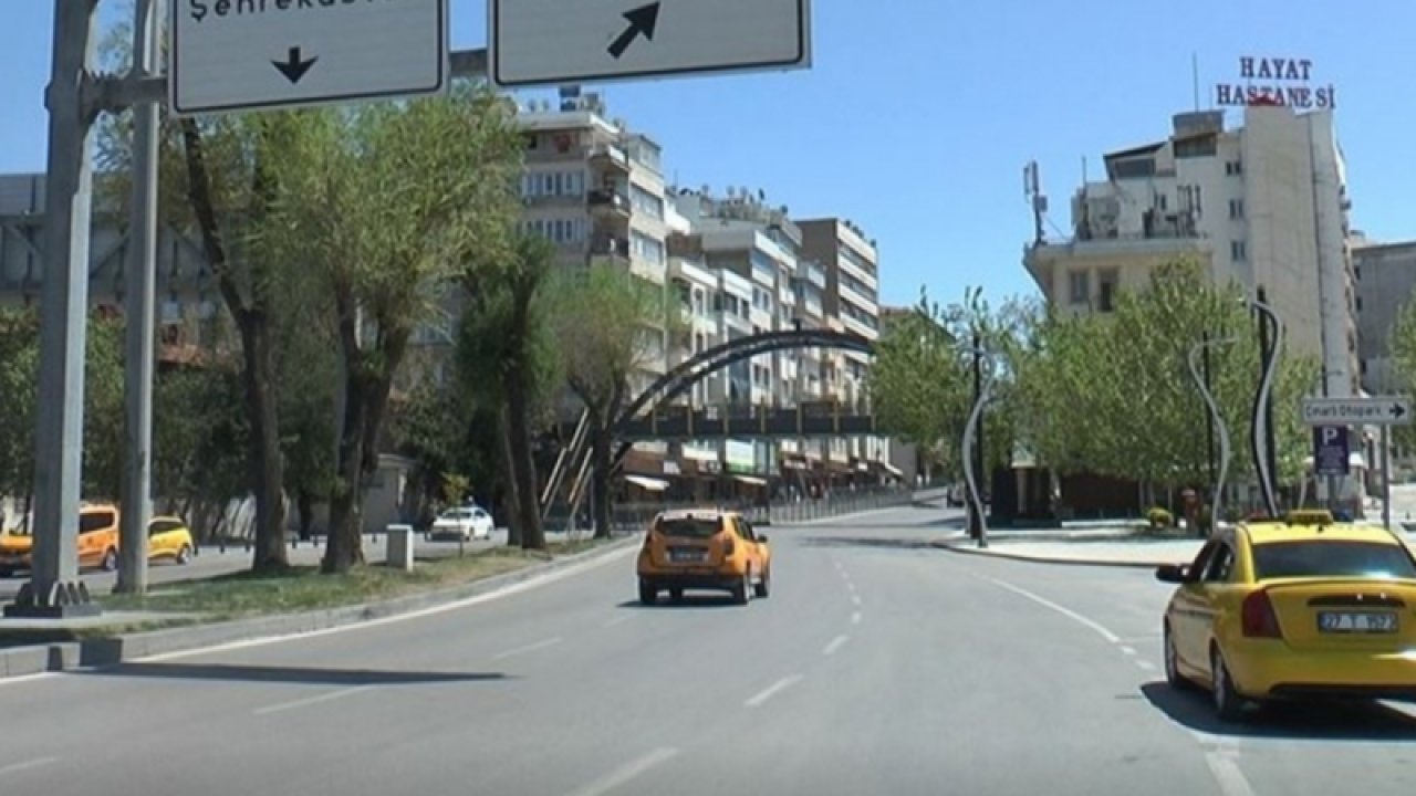 Gaziantep'te caddeler boş kaldı!  Gaziantep caddeleri, en sakin günlerini yaşıyor.