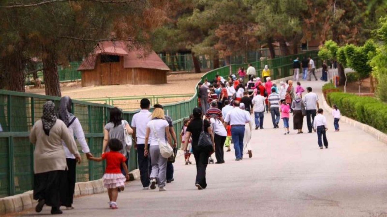 Gaziantep Doğal yaşam Parkı 9 günde 225 bin ziyaretçiyi ağırladı