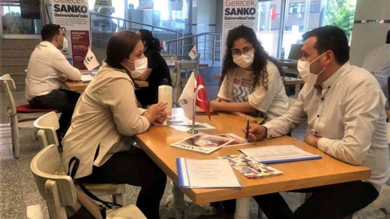 SANKO Üniversitesi tanıtım günlerine yoğun ilgi var