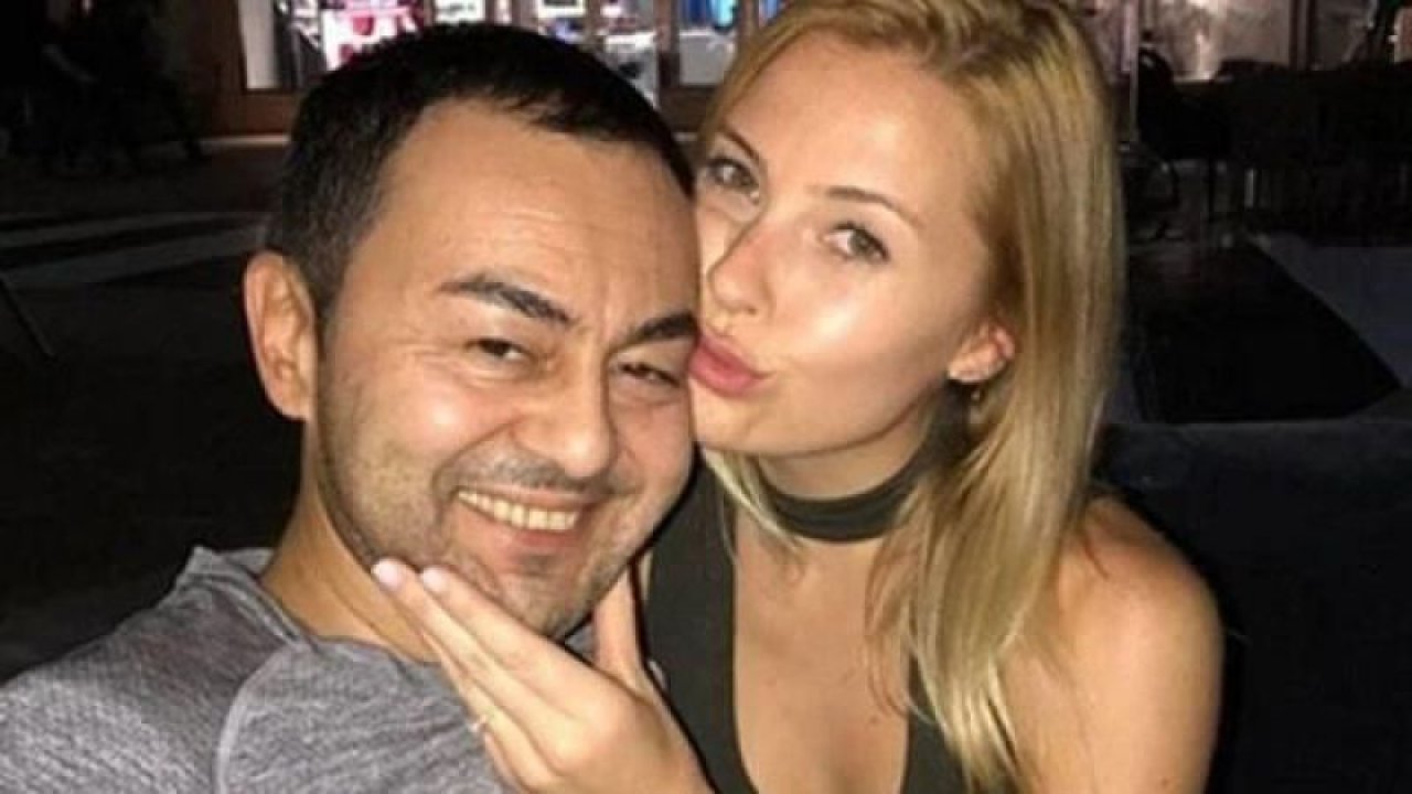 Eski Yenge Chloe Loughnan, Yeni Sevgilisi İle Görüntülendi Türkiye'nin İkinci Evi Olduğunu Söyleyen Chloe, Serdar Ortaç'ı Anmadan Edemedi!