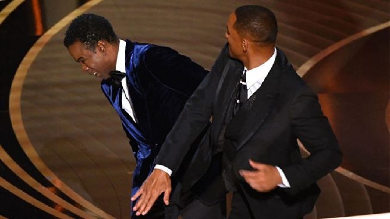 Oscar Töreninde Will Smith'ten Tokat Yiyen Chris Rock, İlk Kez Konuştu: Sözlerden İncindiğini Söyleyen Kimse Yüzüne Yumruk Yememiştir!