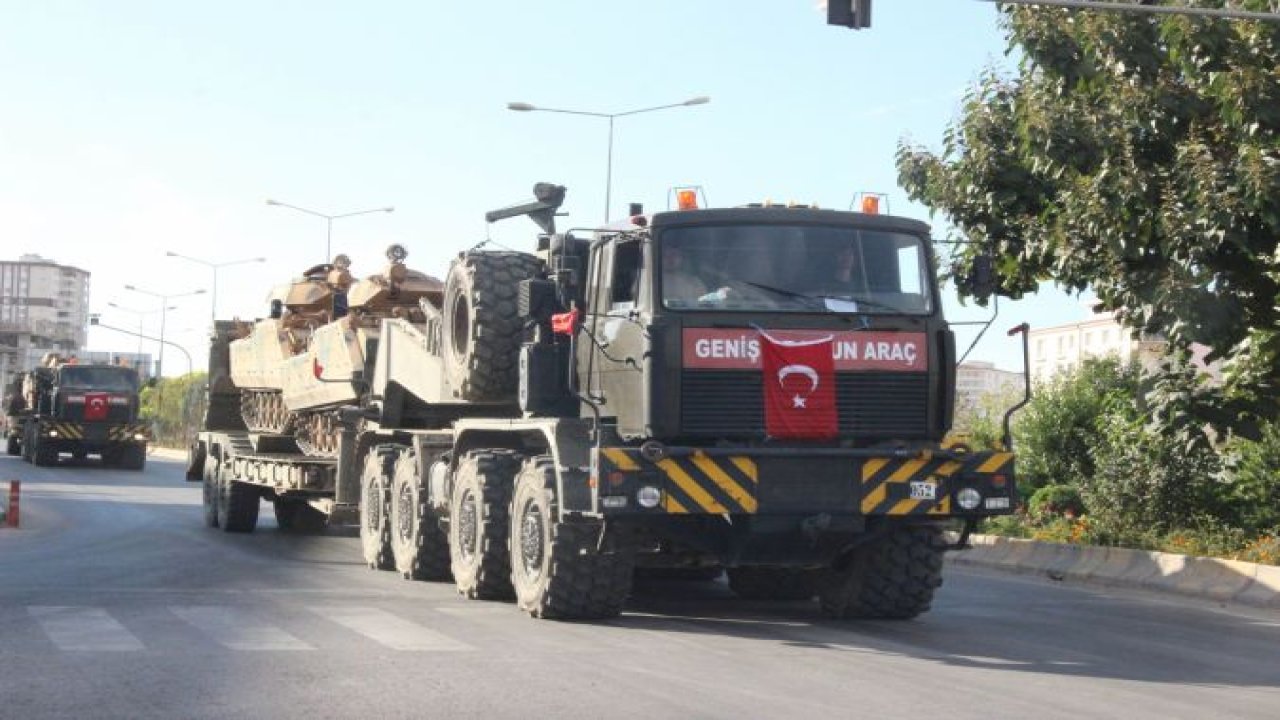 Kilis'ten Münbiç bölgesine zırhlı muharebe aracı sevkıyatı