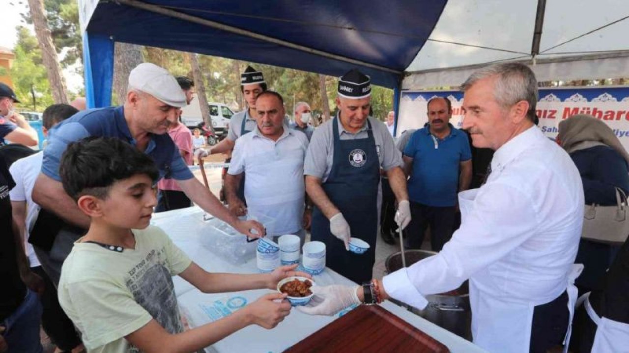 Şahinbey’de aşure geleneği sürüyor