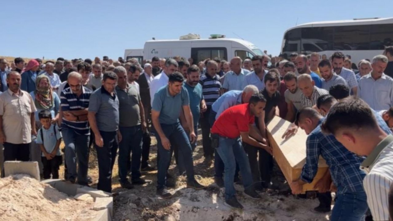 Gaziantep ve Mardin’de yaşanan iki trafik kazası Türkiye’yi yasa boğdu. Mardin’deki kazada ölen 20 kişi toprağa verildi