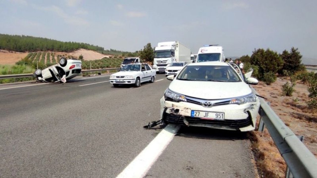 Gaziantep otoyolunda iki otomobil çarpıştı: 5 yaralı