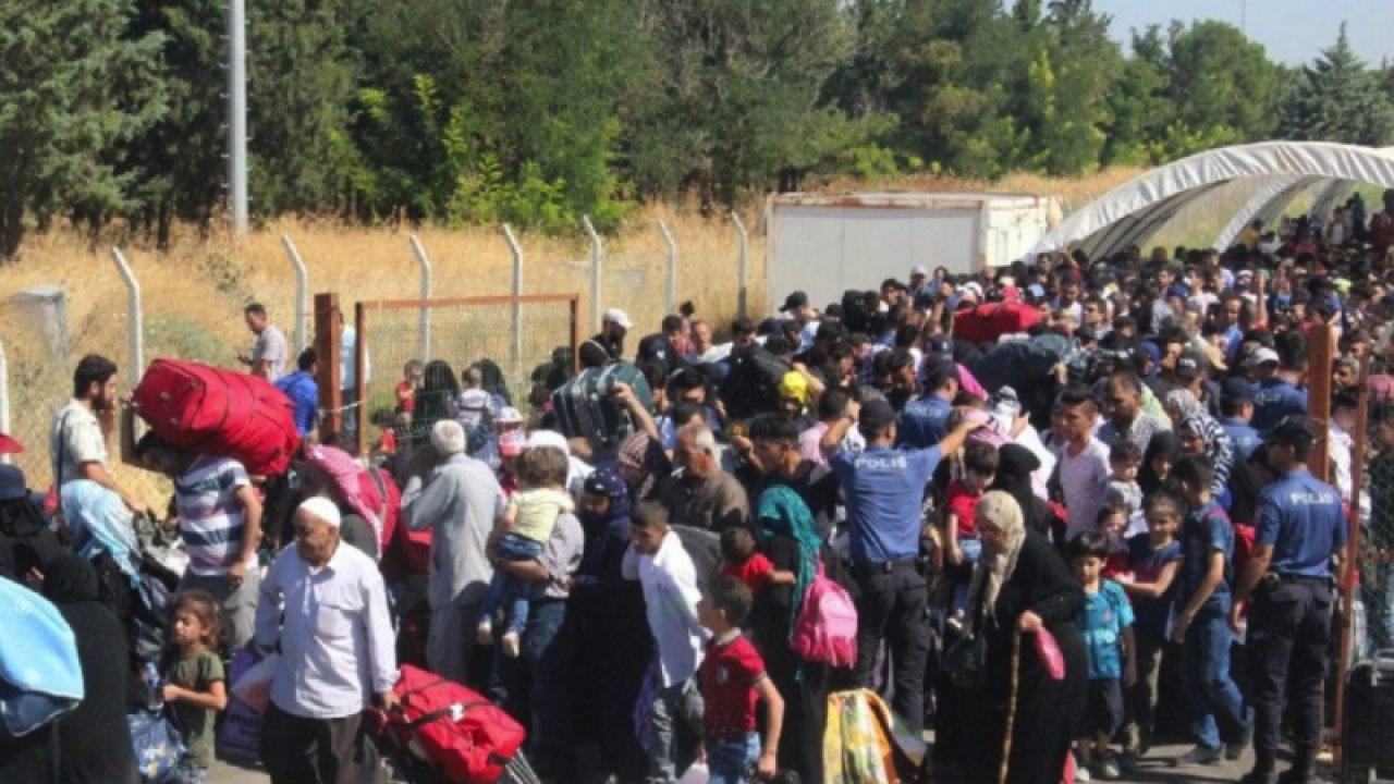 Suriye’lilerden giden gidene... Gaziantep’ten kaç suriyeli dönüş yaptı