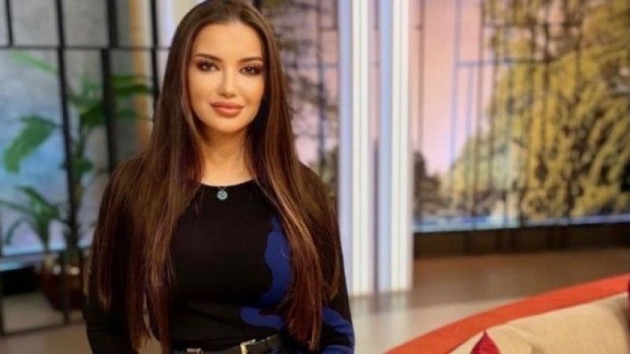 Kapalı Olduğu İçin Eşinin Kendisini Beğenmediğini Belirten Sosyal Medya Kullanıcısı, Esra Ezmeci'den Yardım İstedi: “Dar Giyinmemi İstiyor!”