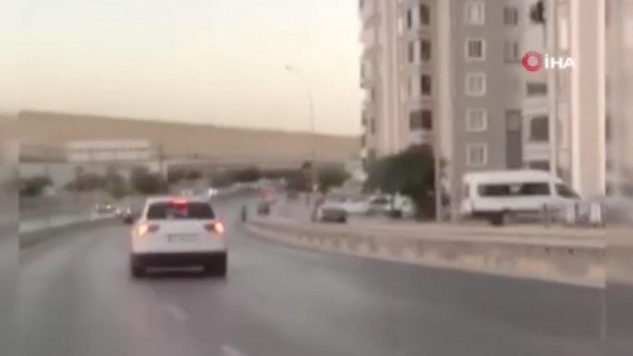 Gaziantep'te Trafiği  Ve Çevreyi Rahatsız Eden Düğün Konvoyundaki Araçlara Bin 200'er TL Ceza Yazıldı! Trafikte korna çalana ceza yağdı.. Video Haber