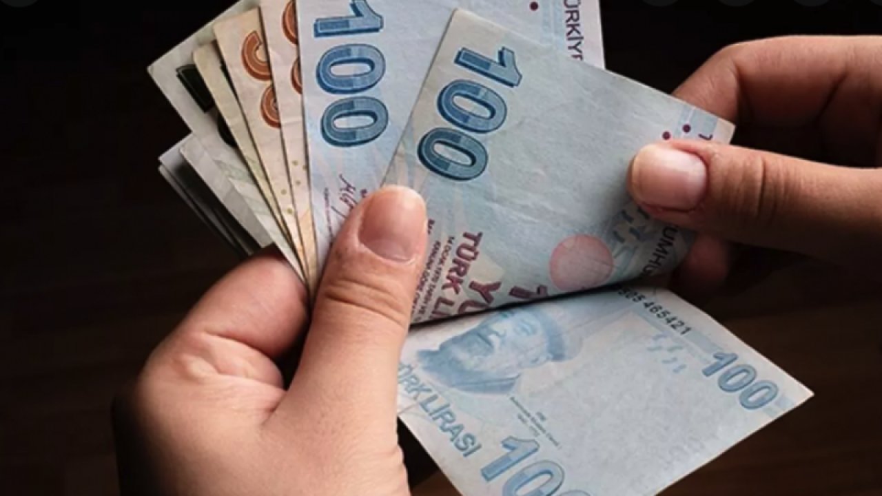 Aile destek programı ödemeleri Ekim ayının kaçında yatıyor? 1-2 çocuklu hanelere 350 lira, 3 çocuklu hanelere 450 lira... İşte Detaylar