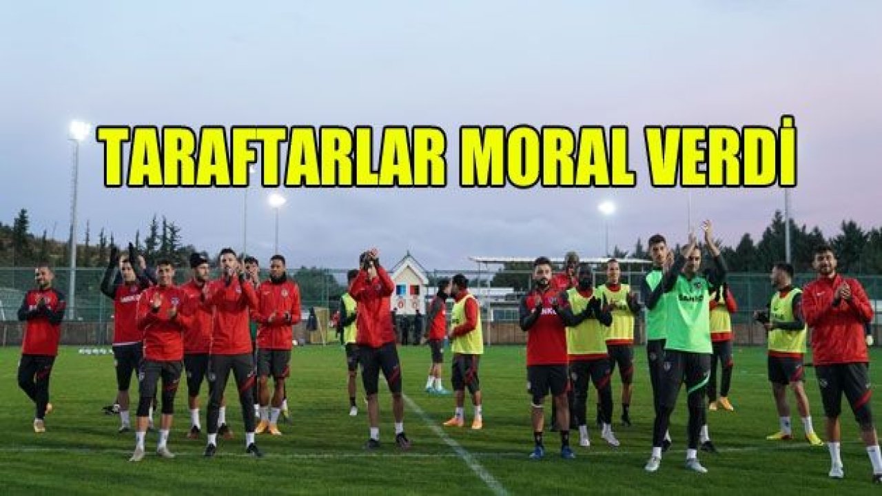 Taraftarlar moral verdi