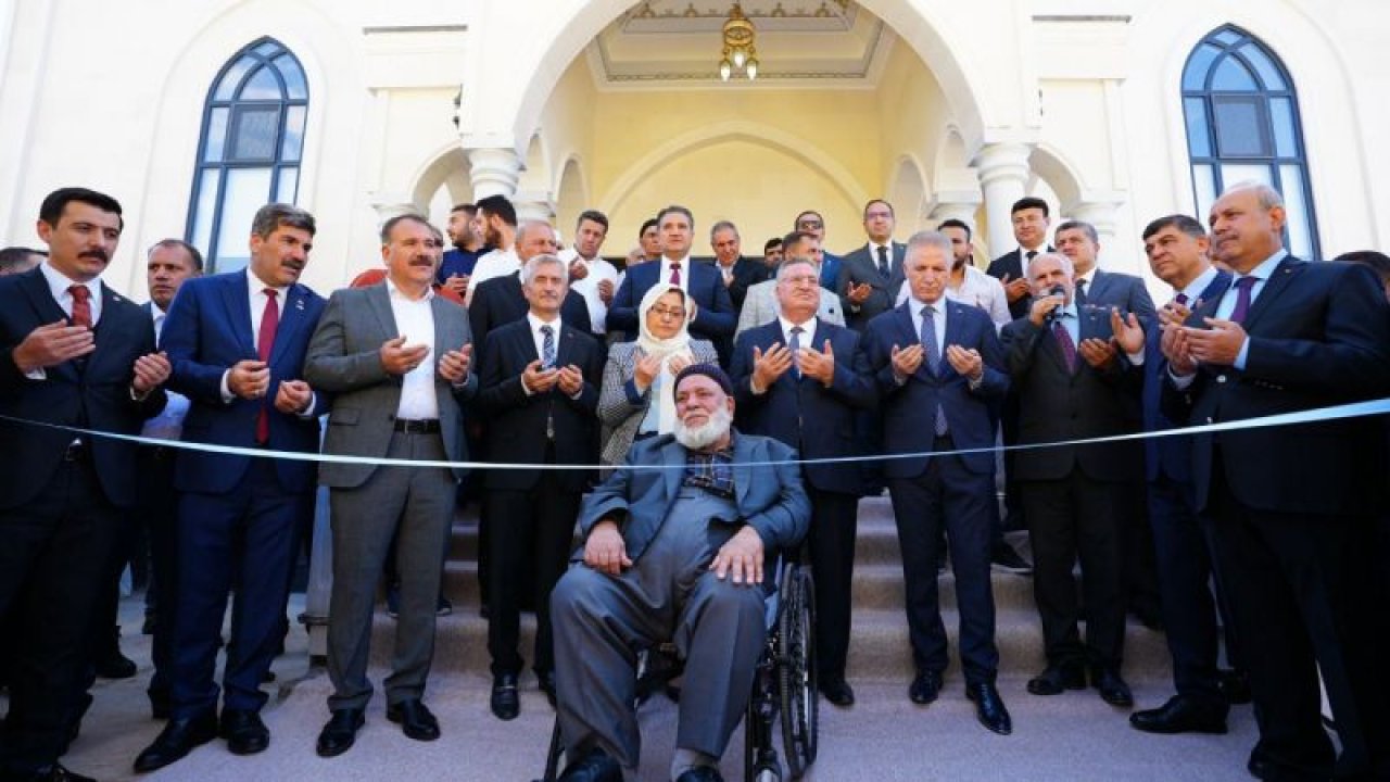 Kaplan Kardeşler'den havalimanına yakışan camii