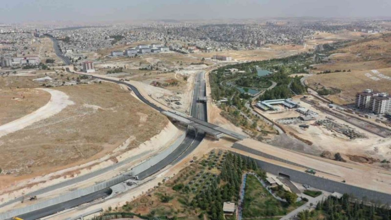 Gaziantep'in Trafik Çözümüne  YOK ARTIK DEDİRTEN PROJEDE HIZLI İLERLEME! Gaziantep şehir trafiğine nefes aldıracak üç katlı köprülü kavşak yapımı hızla devam ediyor