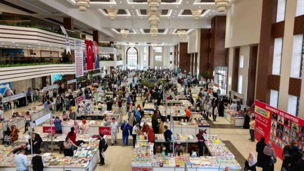 Şahinbey'in kitap fuarına büyük ilgi