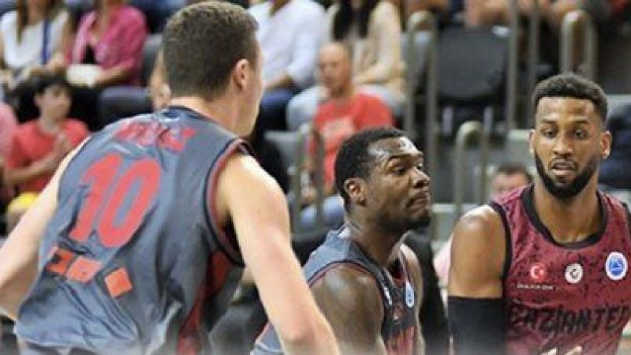 Gaziantep Basketbol İsrail’e acımadı! Gaziantep Basketbol Hapoel Haifa’yı 79-63 mağlup etti.