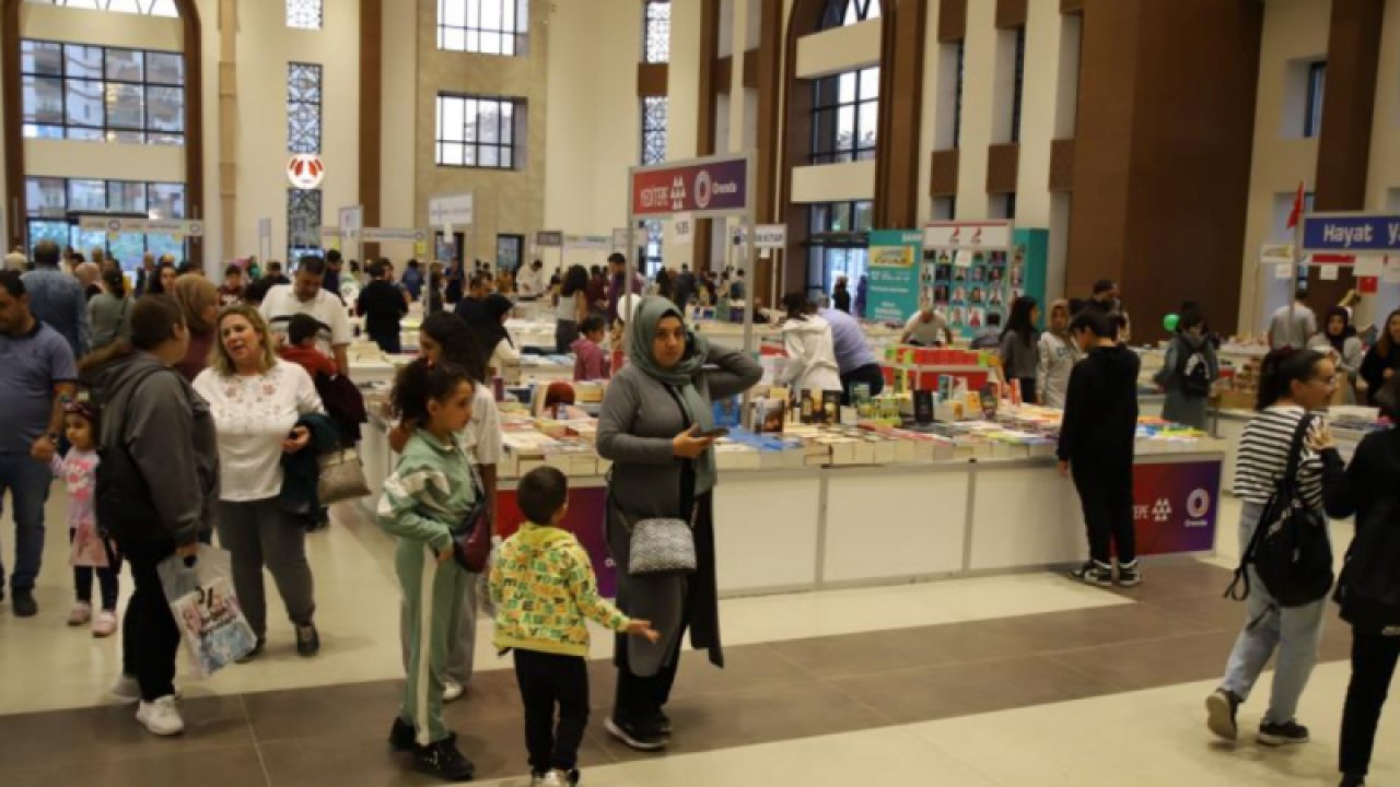 Gaziantep Şahinbey Kitap Fuarı’nı yüz binlerce kişi ziyaret etti