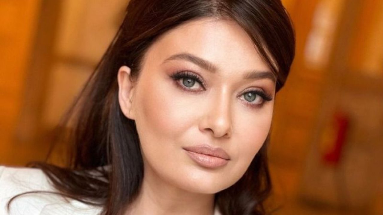 Mahalleden Arkadaşlar Filminin İlknur’u Nurgül Yeşilçay’ı Daha Önce Hiç Böyle Görmediniz! Mutfağa Girdi; Baklava Açtı! Hem De Kendi Elleriyle…