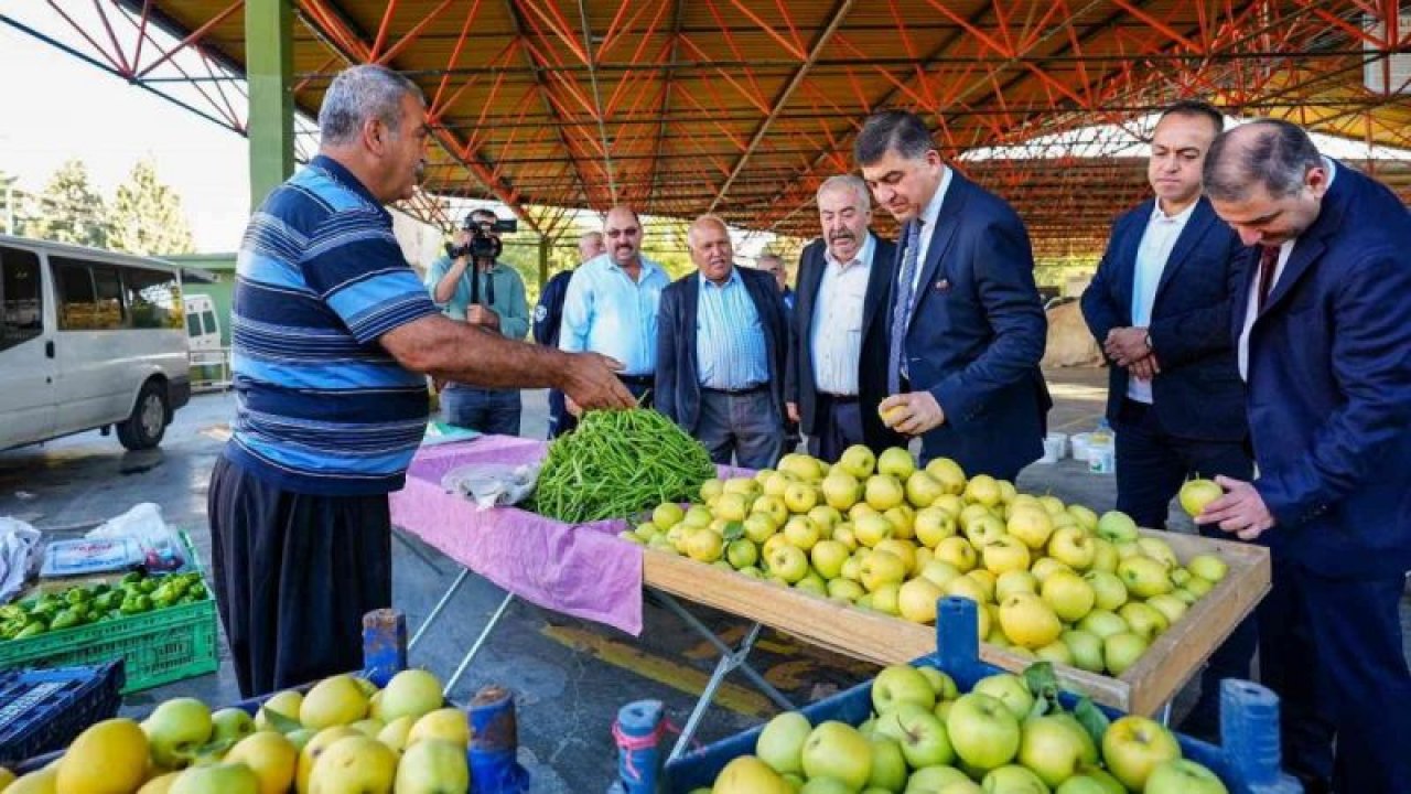 Başkan Fadıloğlu, pazar esnafı ile kahvaltıda bir araya geldi