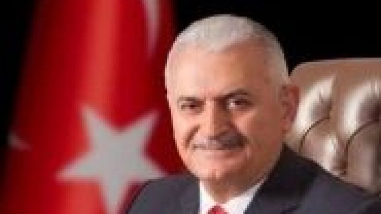 Binali Yıldırım Azerbaycan'da trafik kazası geçirdi... Gaziantep Dahil Binali Yıldırım'a geçmiş olsun mesajları