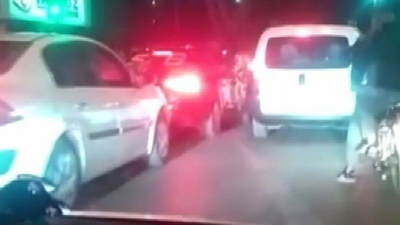 Gaziantep'te Düğün konvoyu oluşturan trafikte tehlike saçan sürücülere ceza yağdı... Vido Haber