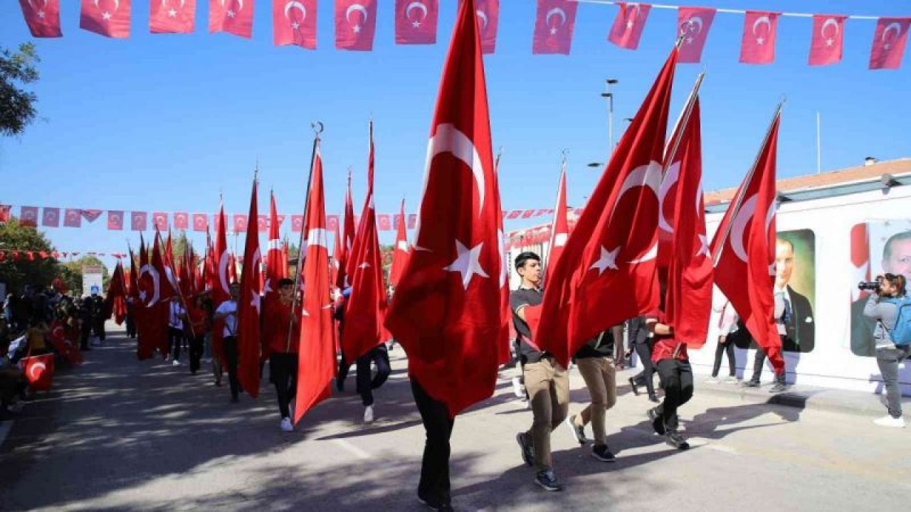 Gaziantep’te 29 Ekim Cumhuriyet Bayramı büyük bir çoşkuyla kutlandı